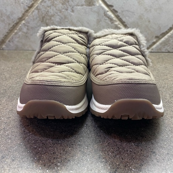 🆕 BareTraps Quilted Lined Slipper Mules Clogs, Taupe - Picture 3 of 6